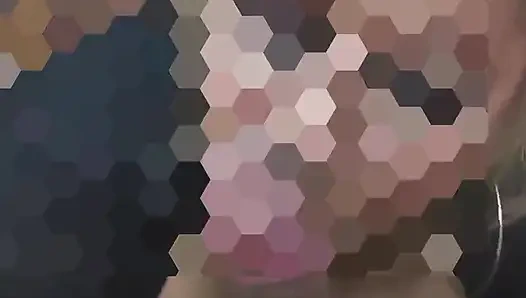 Aku suka banget kontolnya dengan ganas