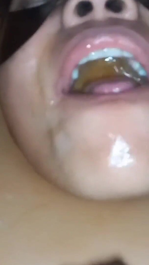 Making my slave clean my feet and swallow through her nose part 2/2 | Clip 1