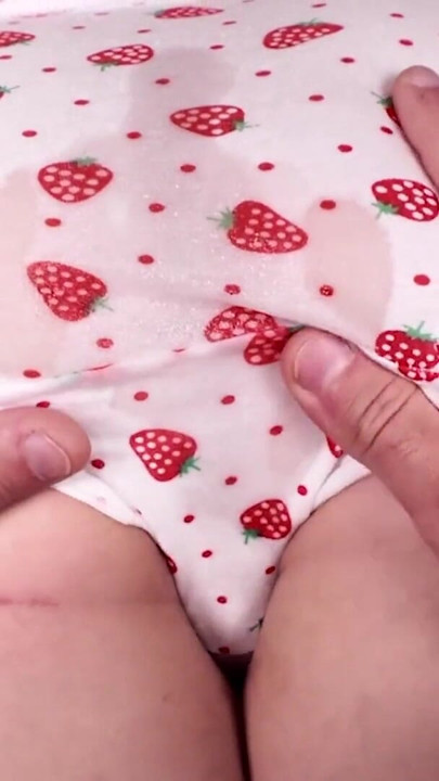 PLEASE DADDY!! DON'T CUM INSIDE ! Innocent Stepdaughter teased and Creampied | Clip 1