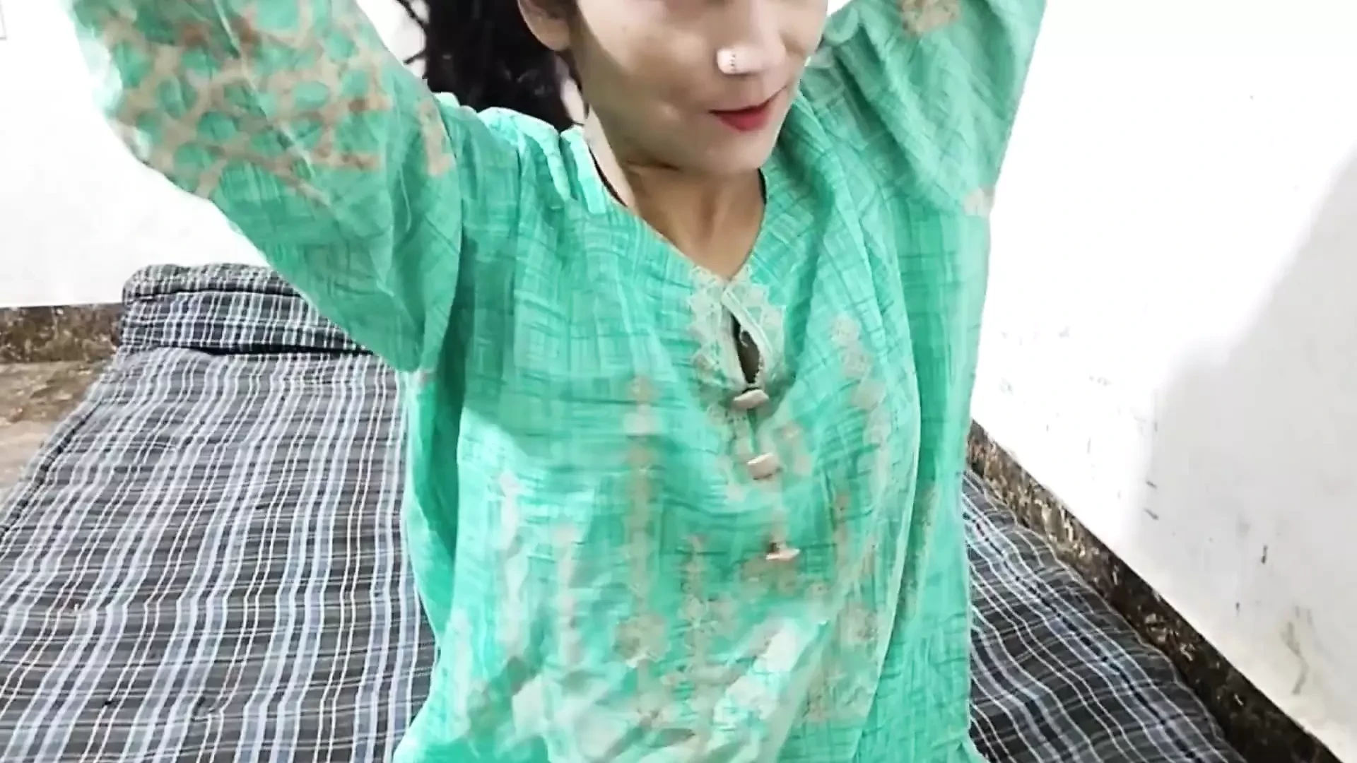 Muslim girl ke abbu jaan ne jawani ka fayeda uthaya