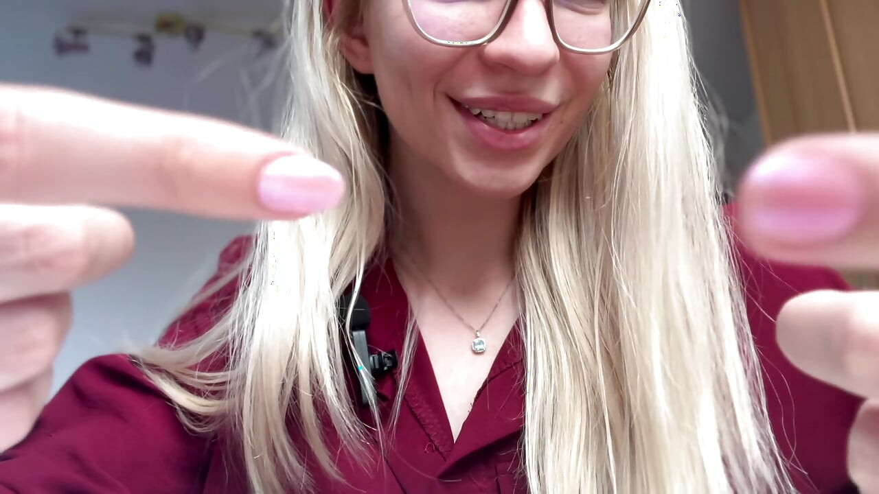 สาวใจร้ายลงโทษคุณด้วย Tickles Asmr