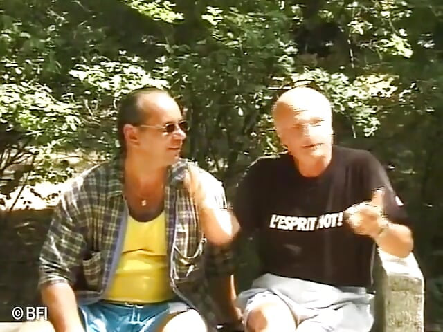 Extreme piss freaks in action