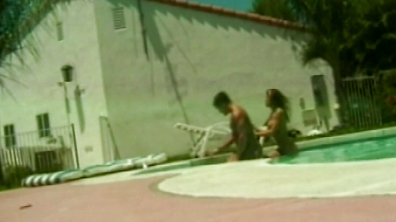 Poolside Leidenschaft