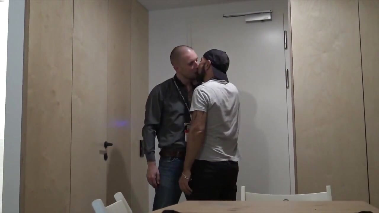 Jess Royan fucked bareback by Jazon Domenico