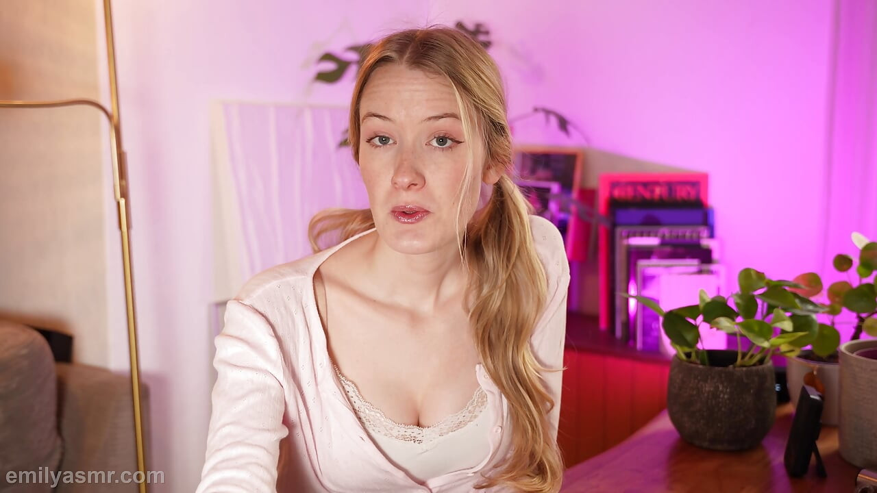Nørdet liderlig klassekammerat er besat af dig - ASMR
