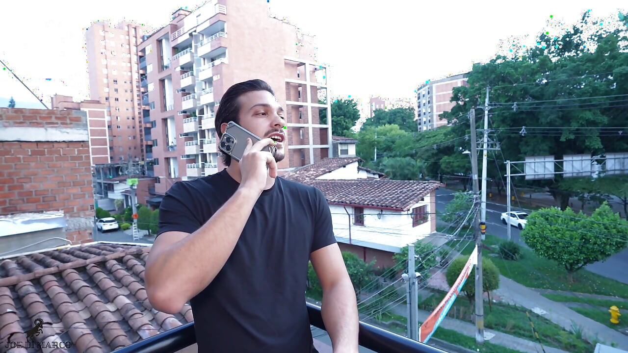 En Medellín, de vacaciones, llamé a un viejo amigo para que nos divirtiéramos un poco