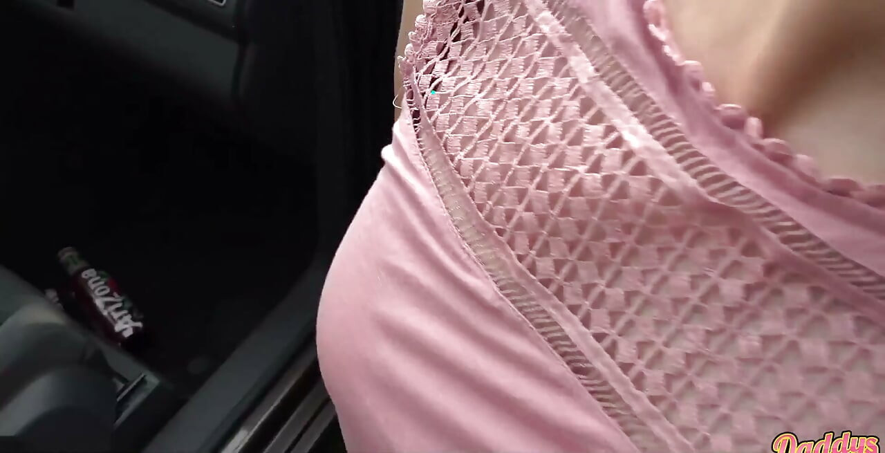 Min första röv knullar i bilen