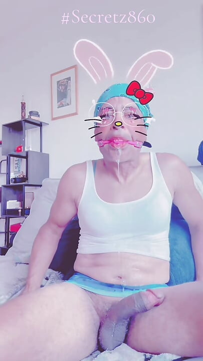 Secretz860 - gagging spitting all over myself