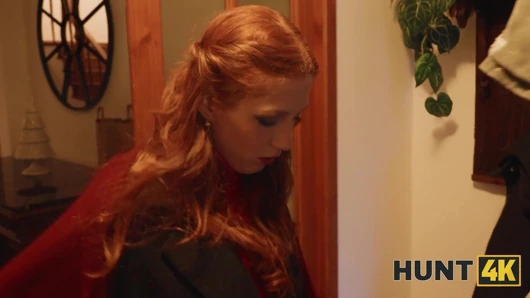 HUNT4K. The ginger took the money and gave me her tight pussy in the sauna
