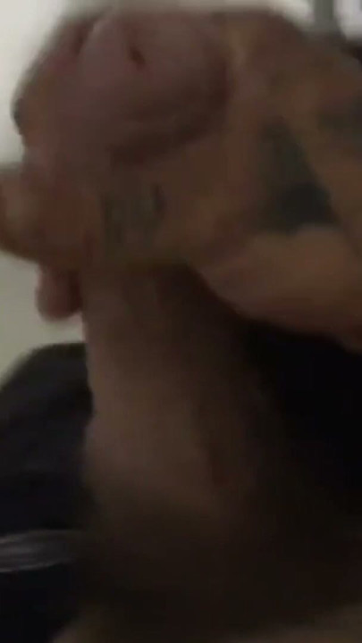 Cumming on her little feet | Clip 1