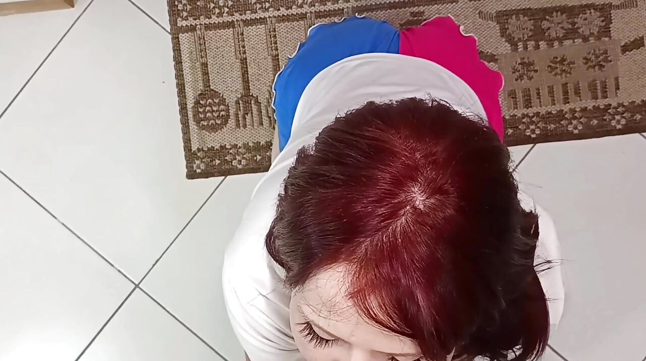 Stepdaughter Was in the Kitchen at Dawn Ready to Fuck