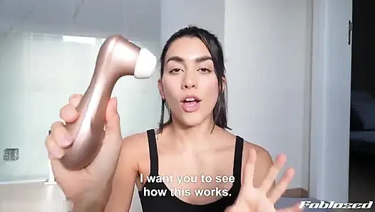 2.555 gün porno çekiyor: bu benim oyuncak koleksiyonum
