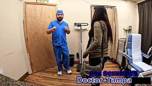 Dr Tampa - Selena Sativa'nın ilk jinekolog muayenesi