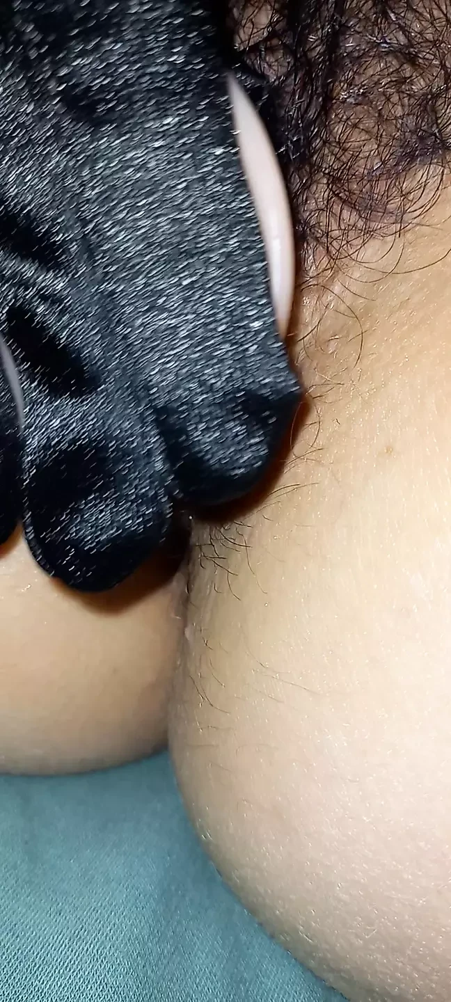 Alexandra Anton  un dildo mic