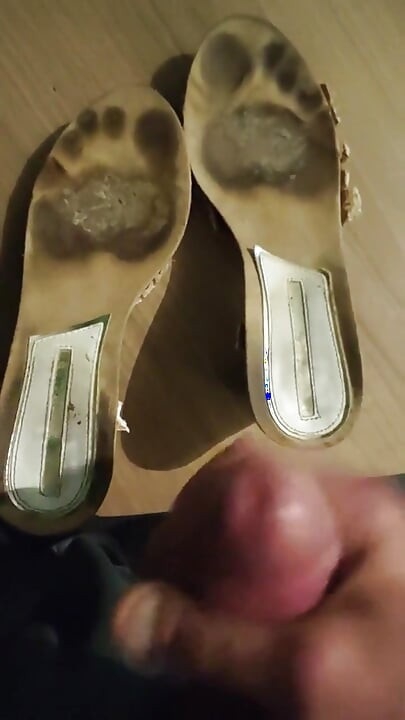 Cum in fingerprints shoes