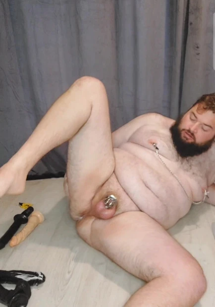 I stretch my fay sloppy hole