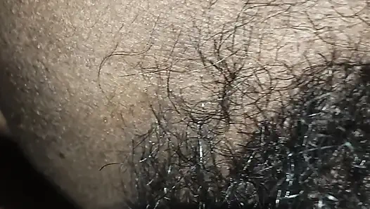 Desi Bhabhis Hintern trifft