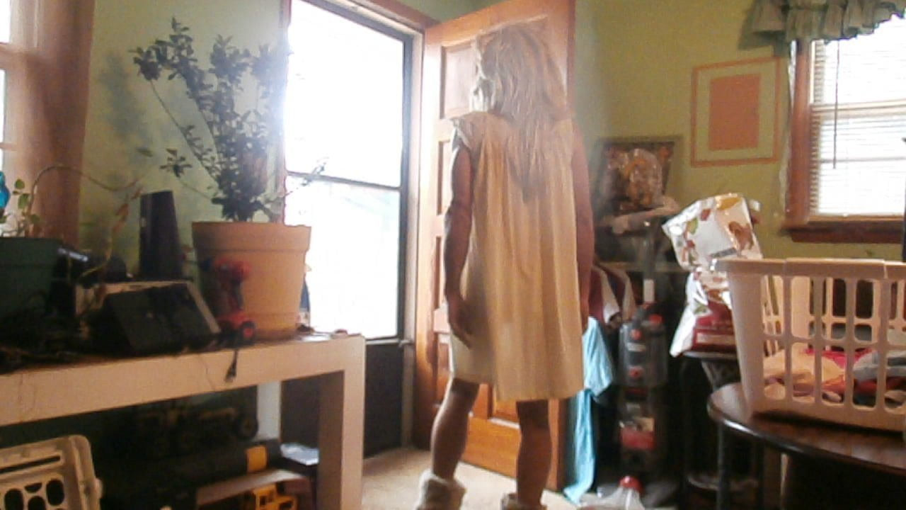 wifes yellow nightie