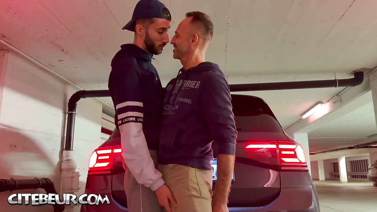 Citebeur.com - Vadim Romanov picks up Cocksucker in a parking lot