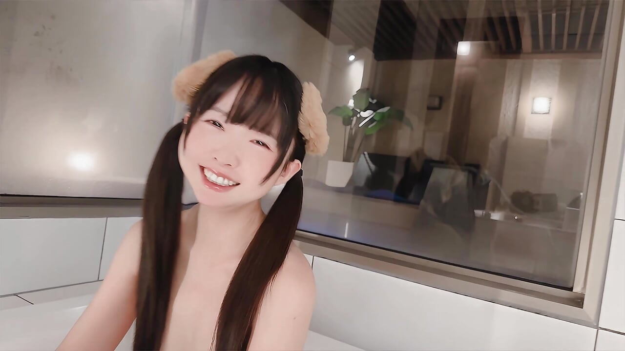 I bathed and washed cosplay girl