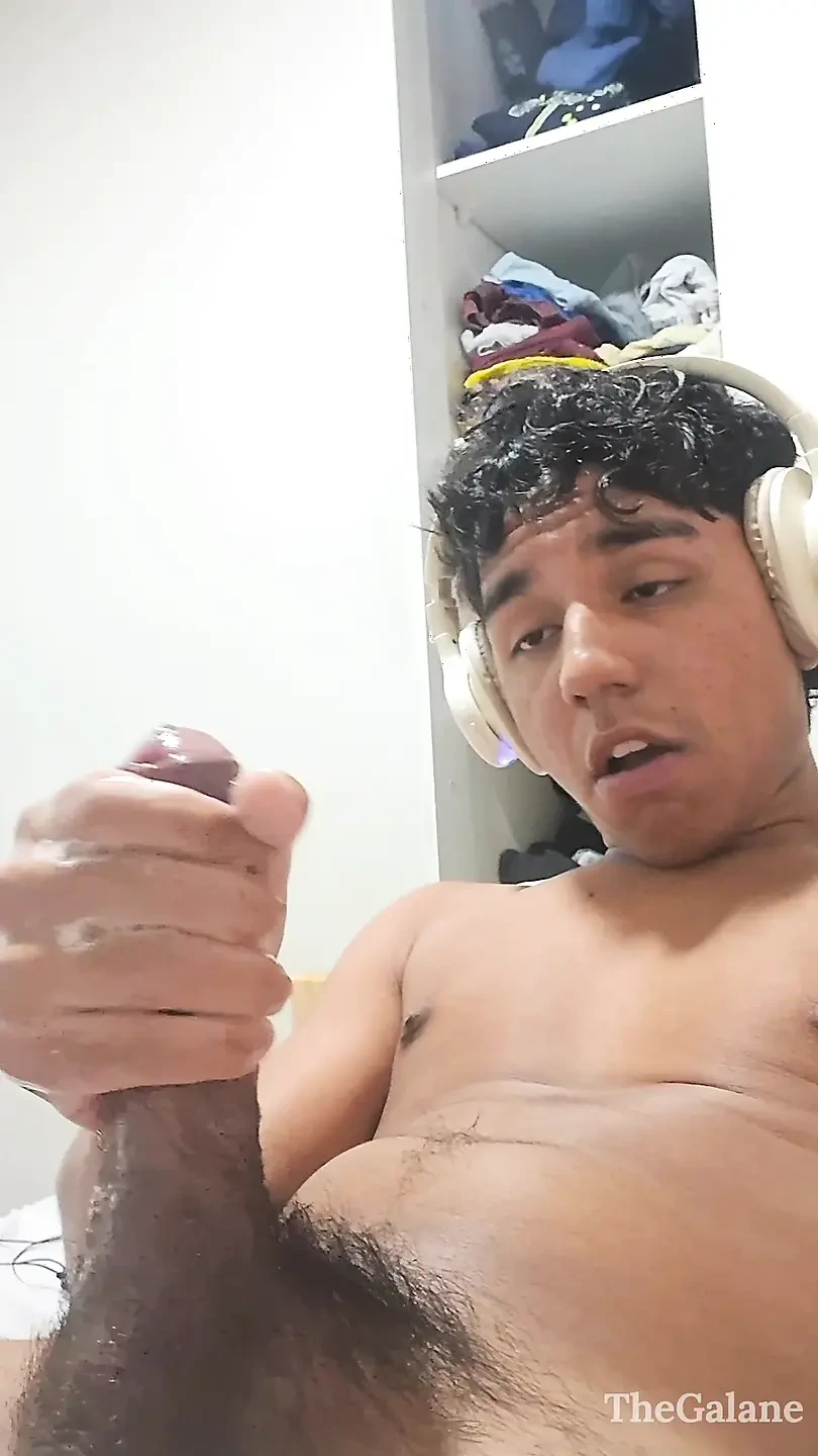 Solo Male Masturbation In Bed Porn Videos: Gay XXX 2026