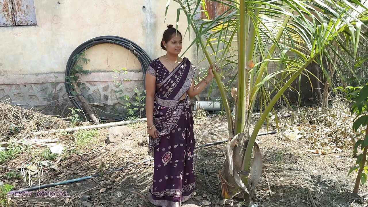 The tender garden was looking up at the coconut tree with the saree up and then the owner took it home and fucked the table.
