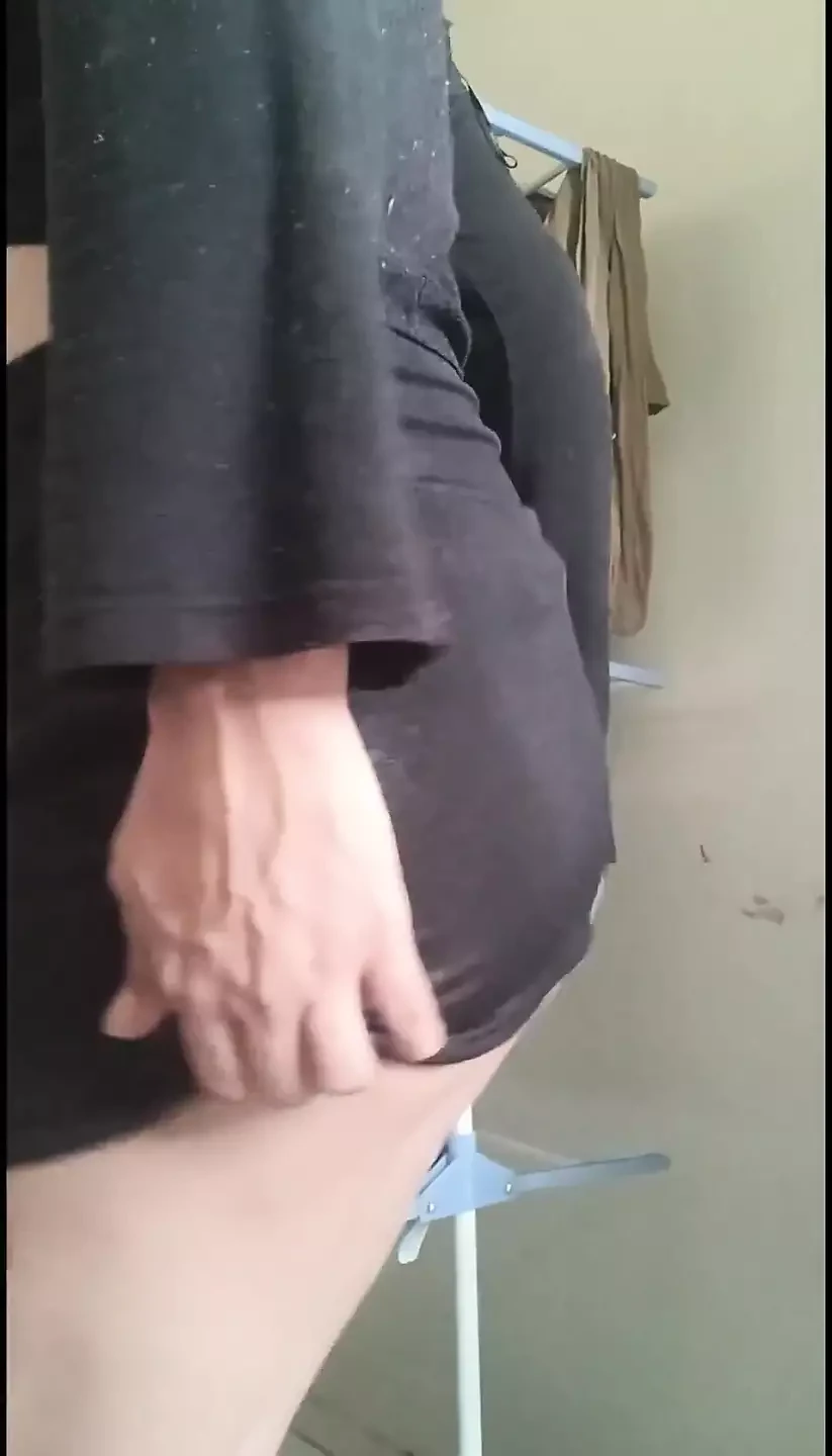 Mijn vriendin uit en ik greep de kans om sexy voor haar te zijn