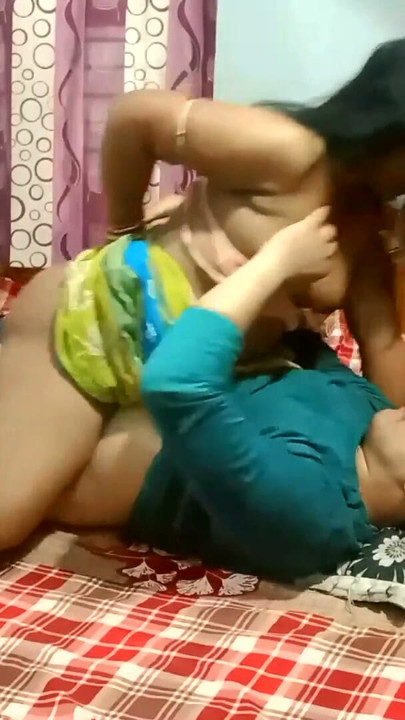 Tamil Desi Bhabhi Fucking Real Homemade Hot Sex and Fast Sex with Xhmaster on Indian Sex X Videos | Clip 2