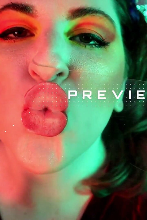 Plexiglass Kisses Lipstick Lipgloss Asmr