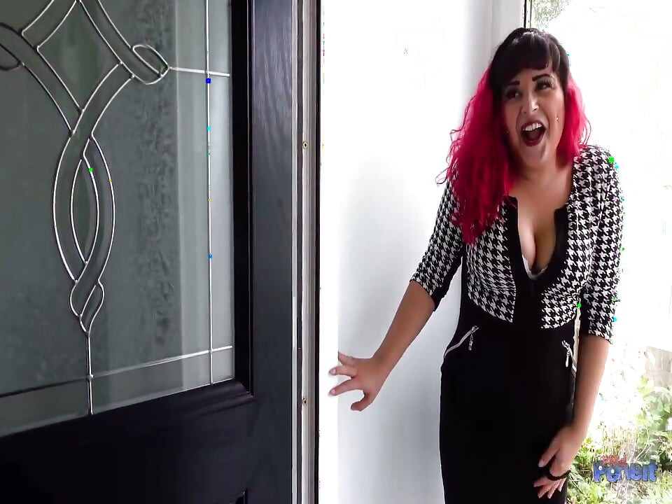 Millie Santoro - Fan Suck