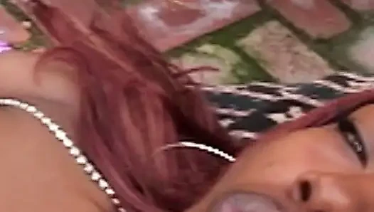 Heiße Lesbenaction mit Toys und Fingern