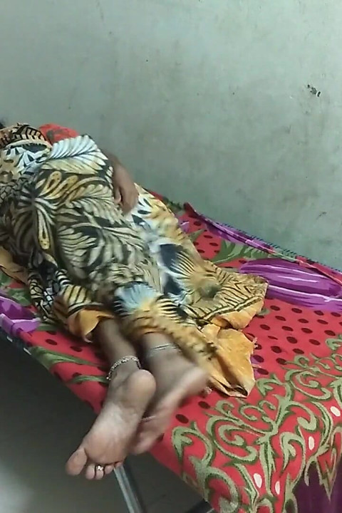 Une belle-sœur indienne mature se fait baiser