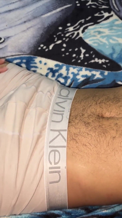Latina Offers a Very Complete Massage.