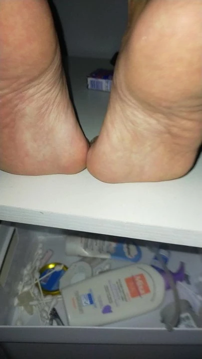 Tiptoes