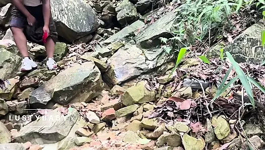 Jungle ma nangai dekhyo malai ani sex garyo ma saga