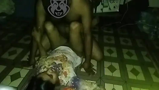 At 3 am, my dick gets erect and I cum while fucking