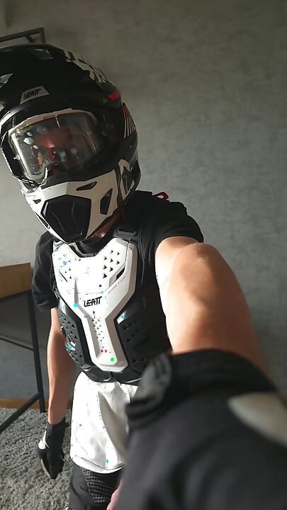 Cream Pie on My Mxhelmet