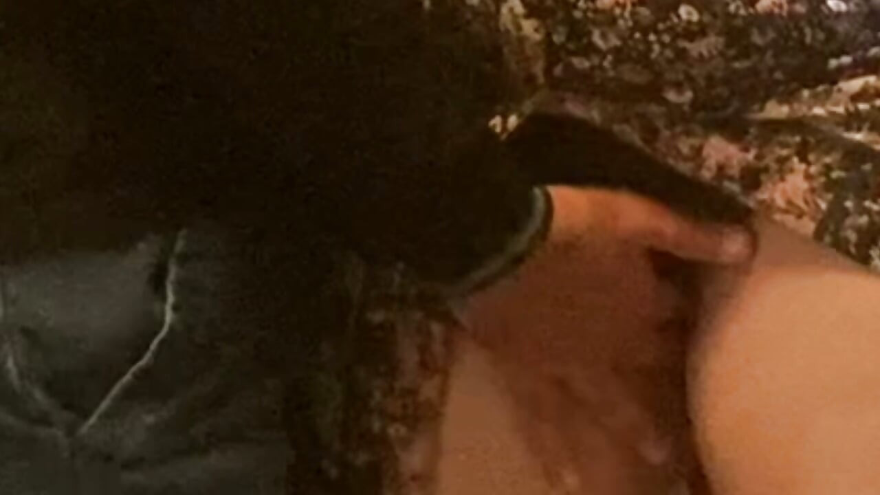 It Happened in The Subway! A Stranger Penetrated my Pussy