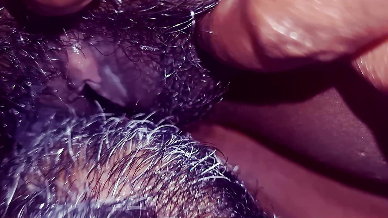 Married Modern Indian Girl fucks old Man