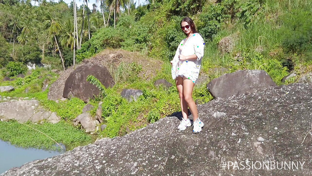 Hot Risky Masturbation in Nature