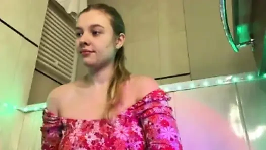 Muncrat begitu keras di webcam dan ngentot anal