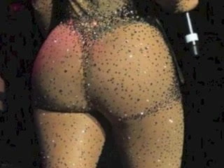 NICKI MINAJ Uncovered!