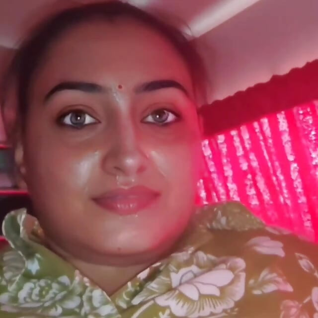 Bus Me Ek Ladki Ko Chudai Ki