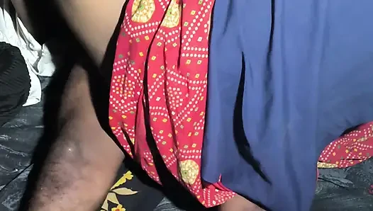 Boy takes advantage of old pickup scheme to Desi girl