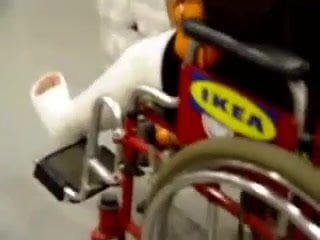 Llc in een rolstoel