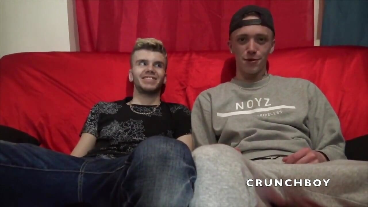 Leo Fox, Nathan Flik tarafından korunmasız kullanılıyor