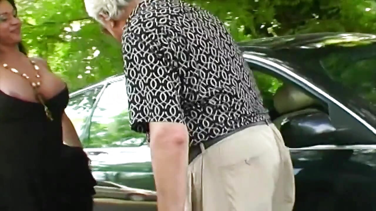 The Director Picks up Two BBW Trans Women on the Street and Brings Them Home to Have Them Anal-fucked by Two Perverts