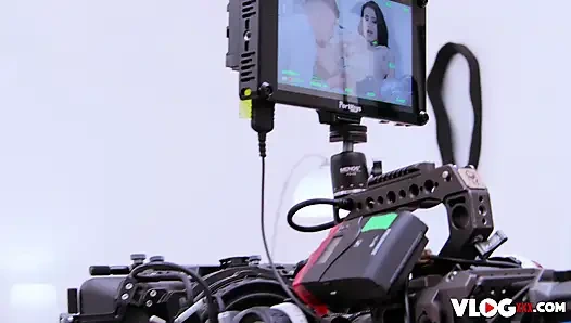 Nelly kent si cewek hot yang lagi sange ngentot dengan sensual