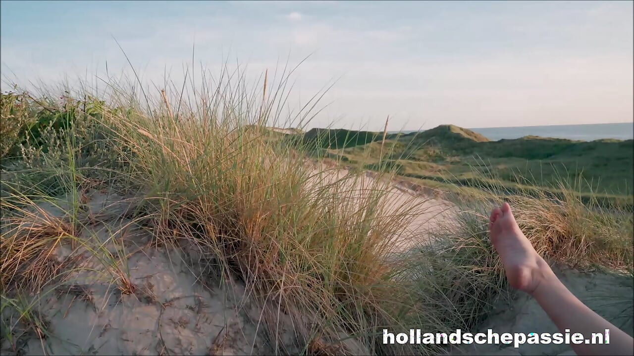 Foda pública de verão com a curvilínea Candice