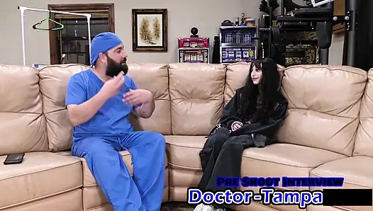 Dr Tampa - Alice Roses ilk jinekolog muayenesi